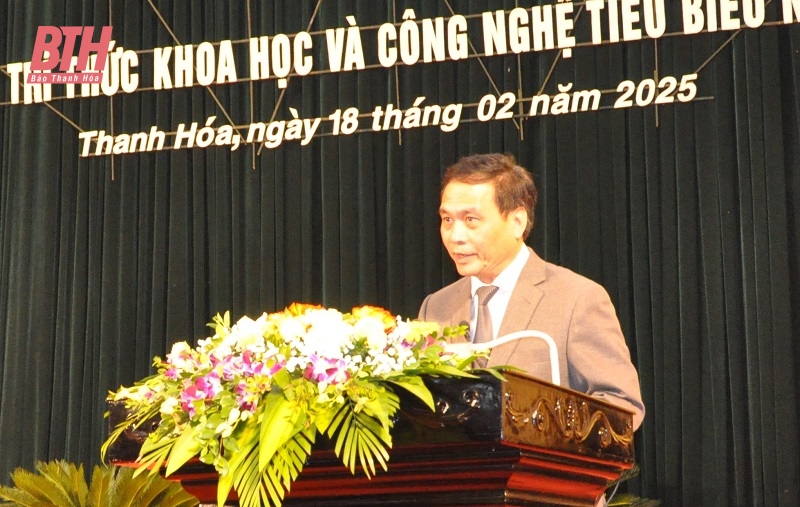 Tôn vinh 10 trí thức khoa­ học và công nghệ tiêu biểu năm 2024