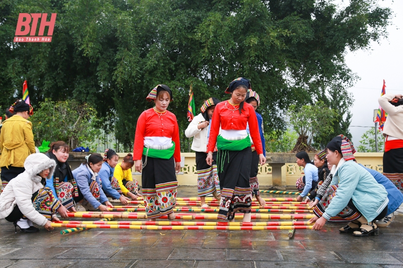 Sẵn sàng khai hội Dâng trâu tế trời đền Chín Gian