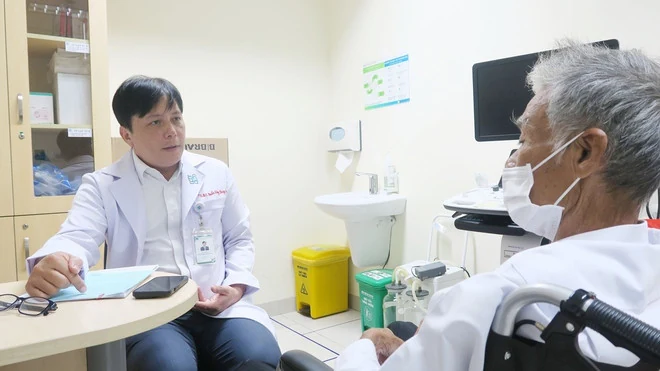 Người tiên phong chia tách lá gan để nhân đôi sự sống