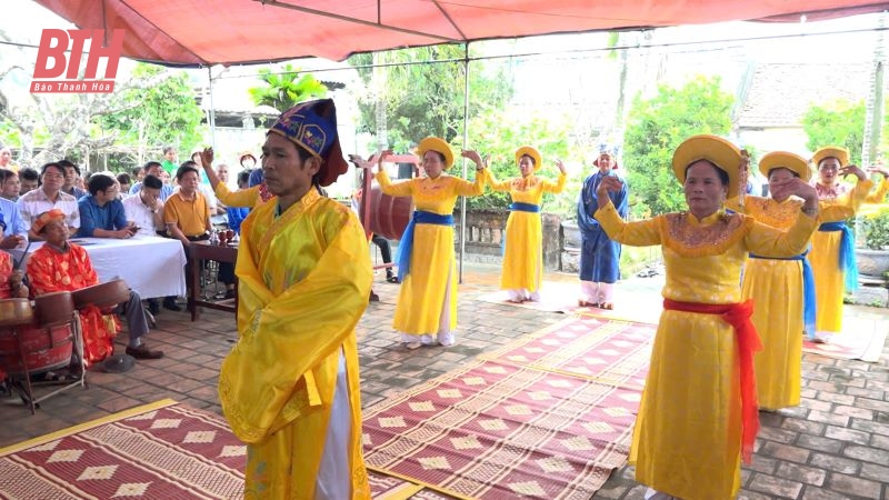 Lễ hội Kỳ phúc làng Cẩm Hoàng 