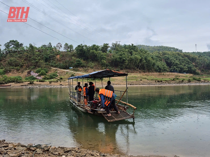 Nỗi lo mất an toàn từ những chuyến đò ngang