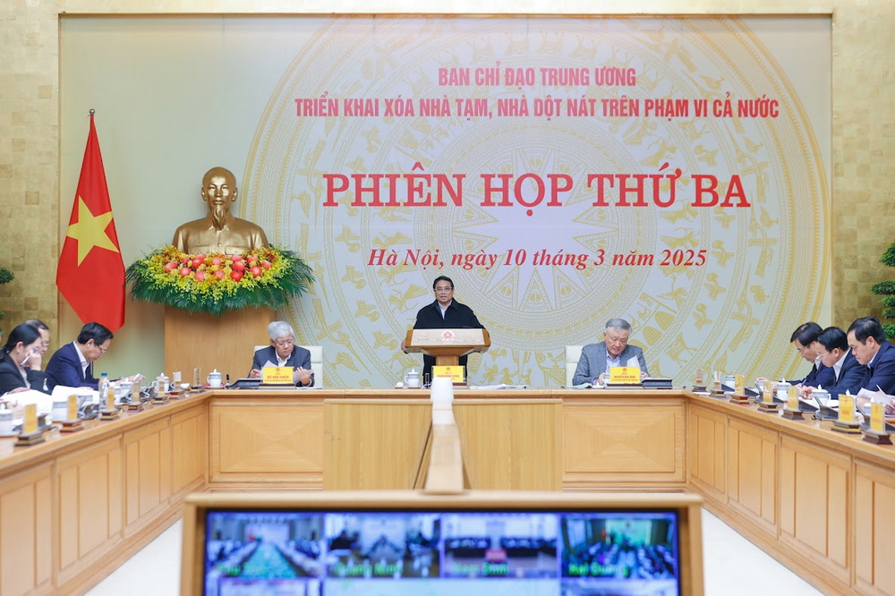 Phấn đấu đến cuối tháng 10/2025 cơ bản hoàn thành xóa nhà tạm, nhà dột nát trên phạm vi cả nước