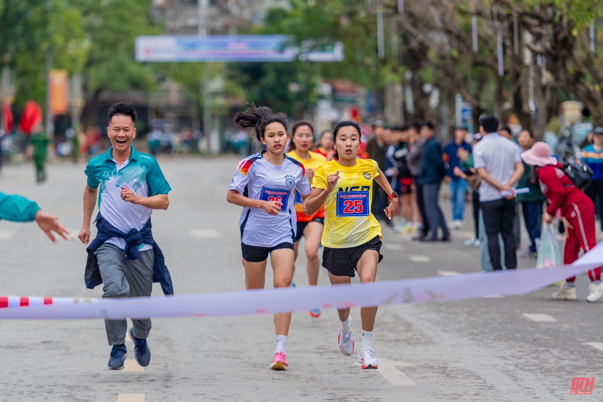 Vinh danh cá nhân, tập thể xuất sắc tại Giải việt dã Báo Thanh Hóa 2025