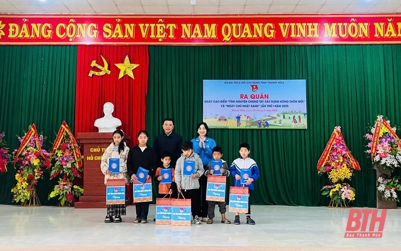 Ra quân “Ngày cao điểm tình nguyện chung tay xây dựng nông thôn mới” và “Ngày chủ nhật xanh” lần thứ I năm 2025