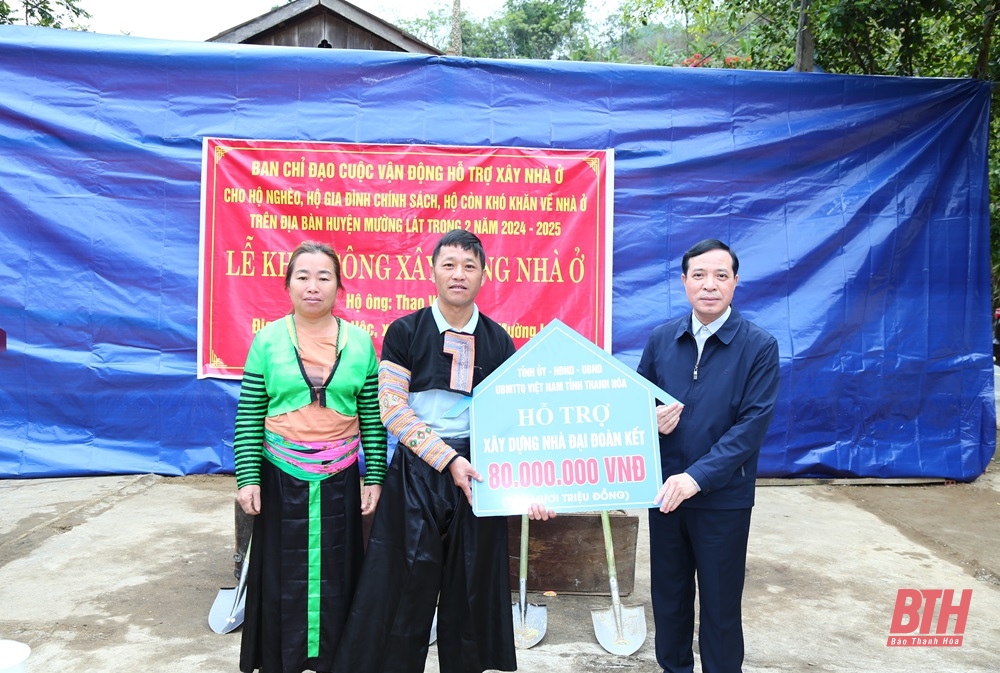 Phó Bí thư Thường trực Tỉnh ủy Lại Thế Nguyên làm việc tại huyện Mường Lát