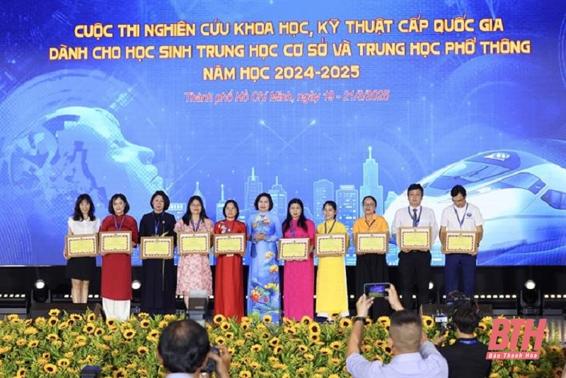 Cô và trò Trường THPT Chuyên Lam Sơn đạt giải Nhất Cuộc thi Nghiên cứu Khoa học, Kỹ thuật cấp quốc gia