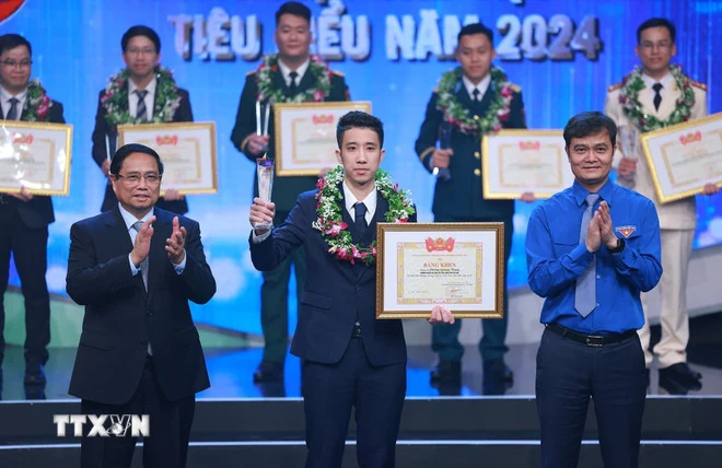 Thanh niên thực hiện “3 tiên phong, 6 trọng tâm” cùng đất nước vào kỷ nguyên mới