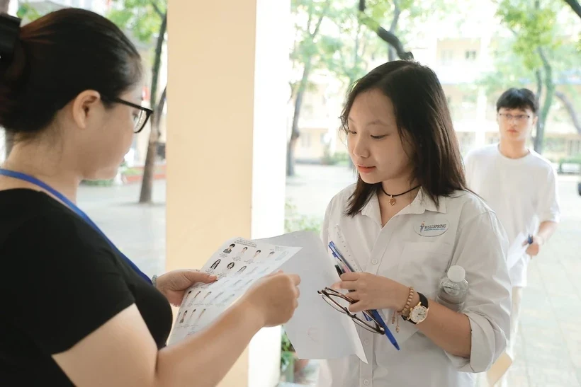 Bộ GD-ĐT công bố chi tiết lịch thi Tốt nghiệp THPT năm 2025