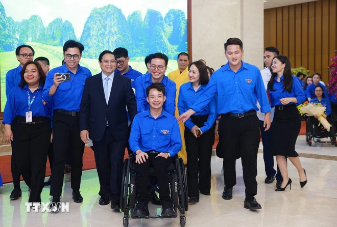 Thủ tướng “đặt hàng” 3 yêu cầu và đề nghị Thanh niên Việt Nam “5 chủ động”