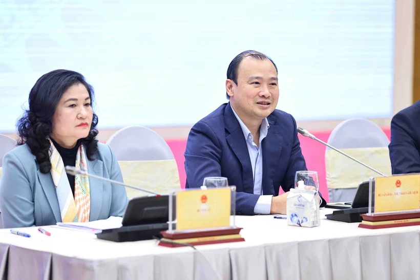 “Sẽ có biện pháp hạn chế hoạt động của người nổi tiếng khi cá cược bóng đá m88 sai”