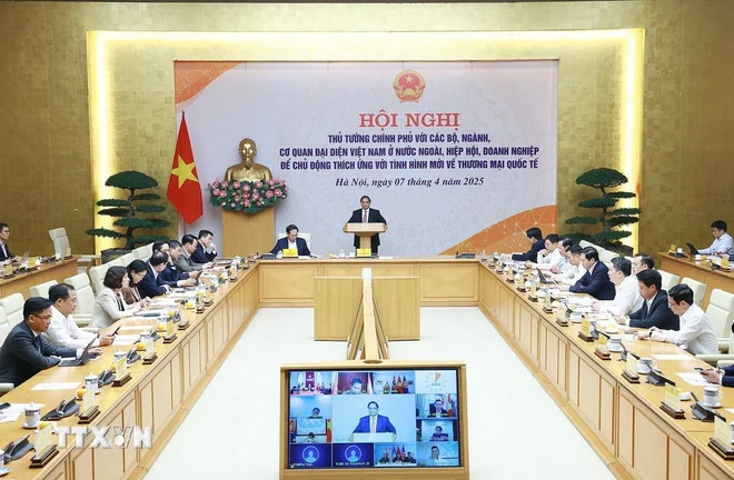 Thủ tướng Chính phủ: Chúng ta phải vươn lên mạnh mẽ, không được phép yếu đi