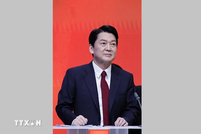 Hàn Quốc: Ông trùm phần mềm Ahn Cheol Soo tuyên bố tái tranh cử m88 trang chủ