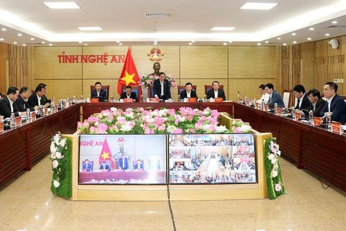 Trình Chính phủ ban hành quy định số lượng Phó Chủ tịch UBND tỉnh, xã trước 30/6
