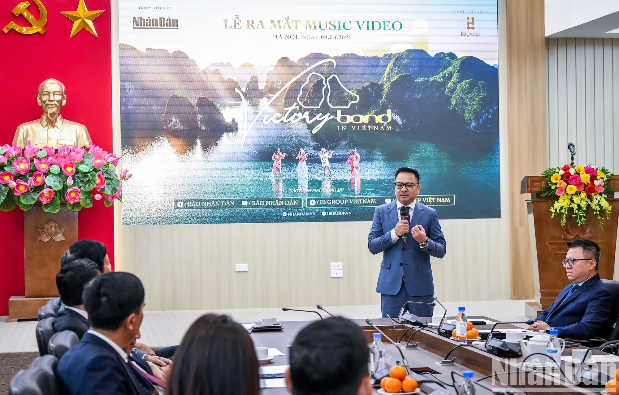 Báo Nhân Dân ra mắt video âm nhạc “Victory - Bond in Vietnam”