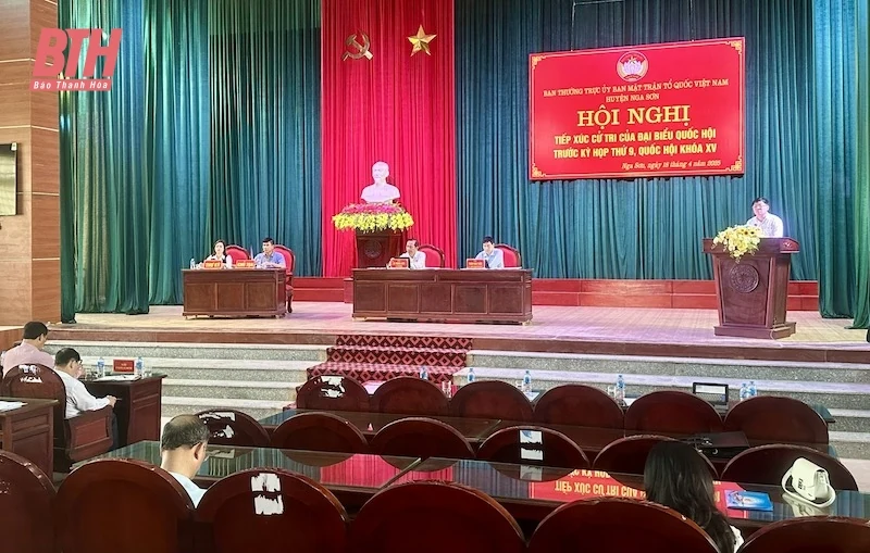 Đại biểu Quốc hội tiếp xúc cử tri Nga Sơn
