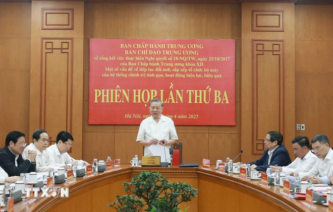 Tổng Bí thư: Phải đảm bảo hoạt động thông suốt trước, trong và sau sắp xếp
