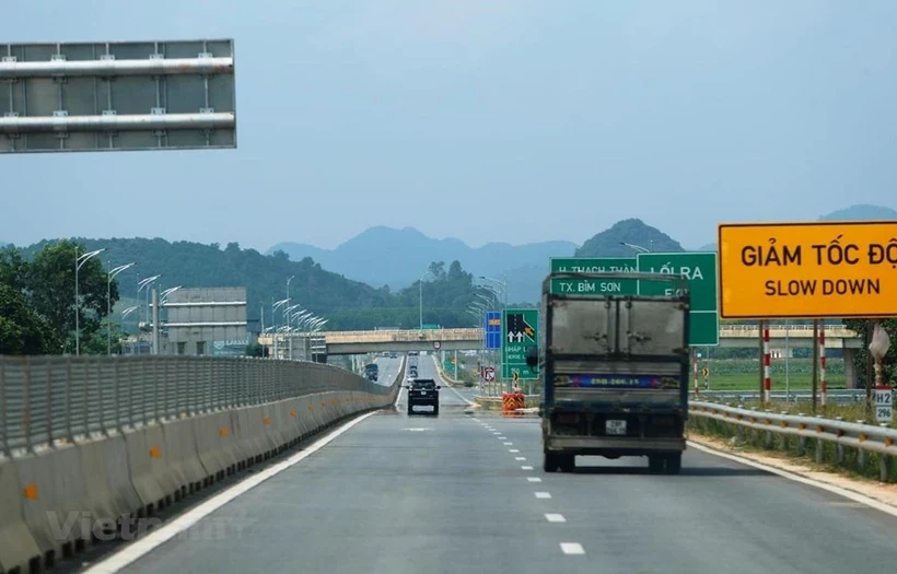 Đề xuất 2 mức phí sẽ thu trên các tuyến cao tốc do Nhà nước đầu tư