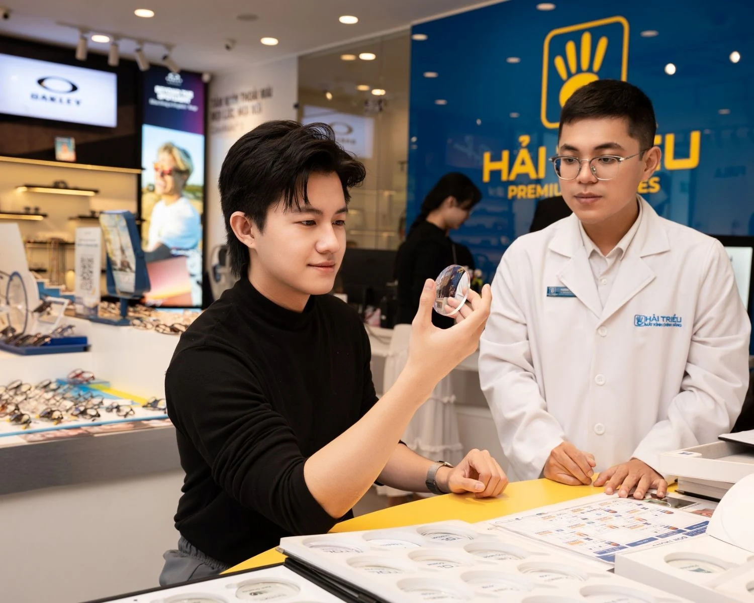 Tròng kính tại Hải Triều và mục tiêu hướng đến chất lượng