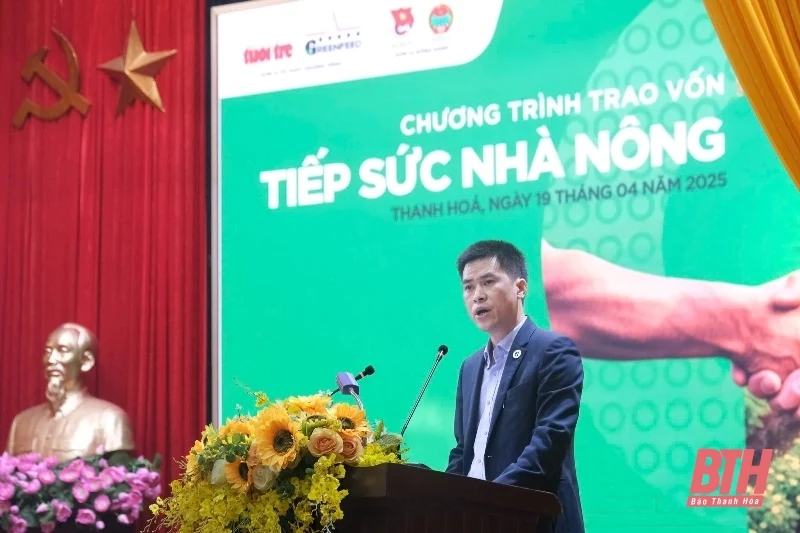 Nông dân huyện Lang Chánh được trao vốn Chương trình “Tiếp sức nhà nông”