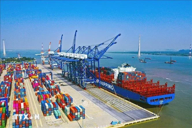 Sáp nhập tỉnh hướng biển: Mở rộng không gian phát triển trục Đông-Tây