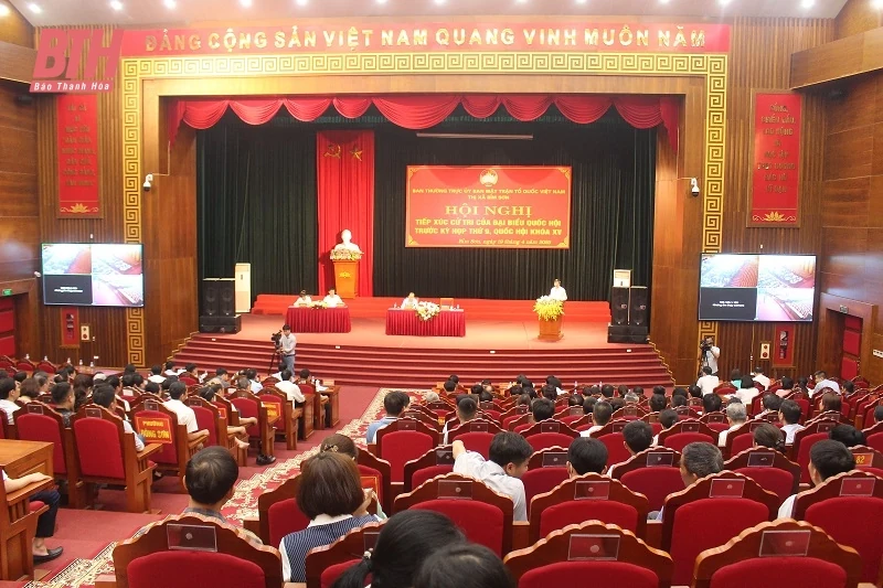 ĐBQH tỉnh tiếp xúc cử tri thị xã Bỉm Sơn