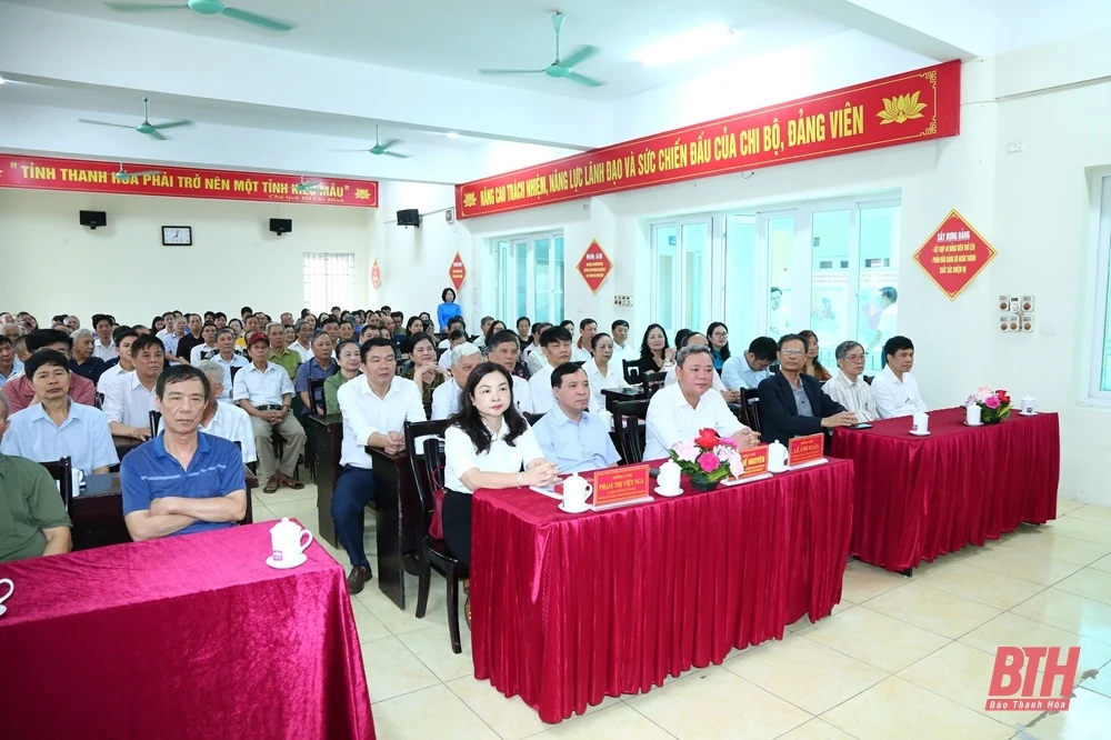 Phó Bí thư Thường trực Tỉnh ủy Lại Thế Nguyên dự hội nghị lấy ý kiến Nhân dân về phương án sắp xếp đơn vị hành chính cấp xã trên địa bàn thành phố Thanh Hóa