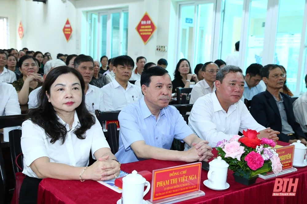 Phó Bí thư Thường trực Tỉnh ủy Lại Thế Nguyên dự hội nghị lấy ý kiến Nhân dân về phương án sắp xếp đơn vị hành chính cấp xã trên địa bàn thành phố Thanh Hóa