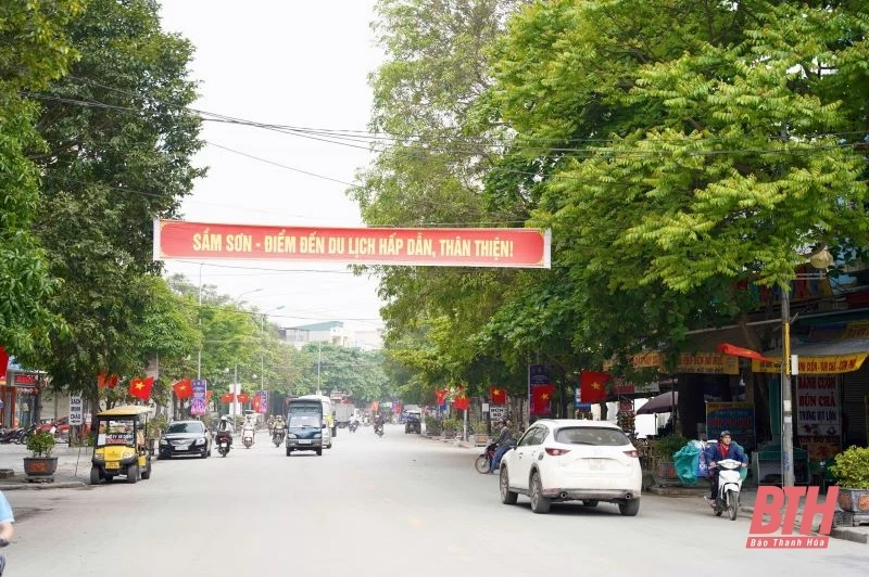 TP Sầm Sơn: Đẩy mạnh tuyên truyền trực quan phục vụ Lễ hội du lịch biển 2025