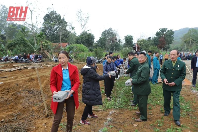 Gỡ khó trong xóa nhà tạm, nhà dột nát