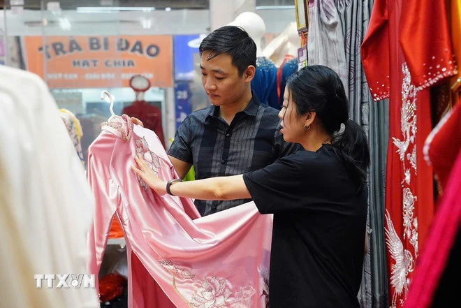 Làng nghề áo dài Trạch Xá chứa đựng giá trị văn hóa phi vật thể vô cùng quý giá