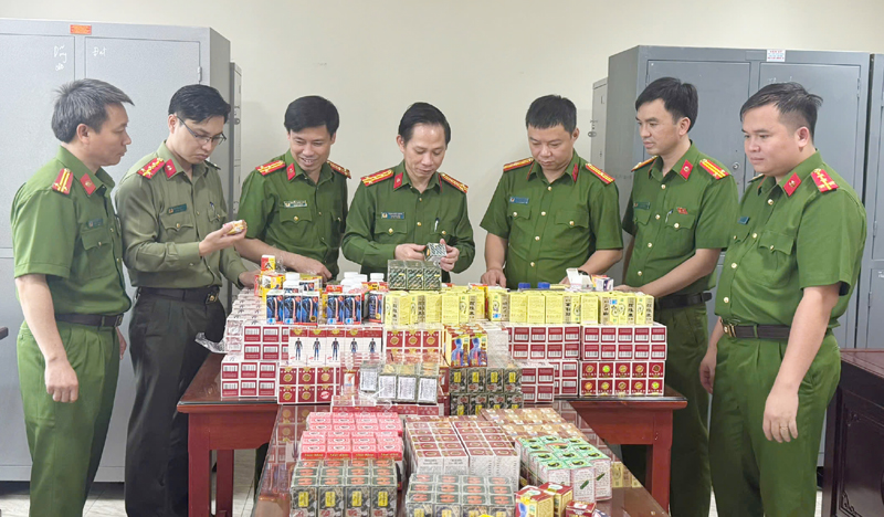 Lãnh đạo Bộ Công an gửi Thư khen Công an Thanh Hóa về thành tích đấu tranh, triệt phá đường dây thuốc giả