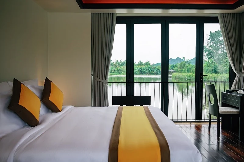 Tận hưởng son sắc LAMORI - LAM KINH vào những ngày đẹp nhất