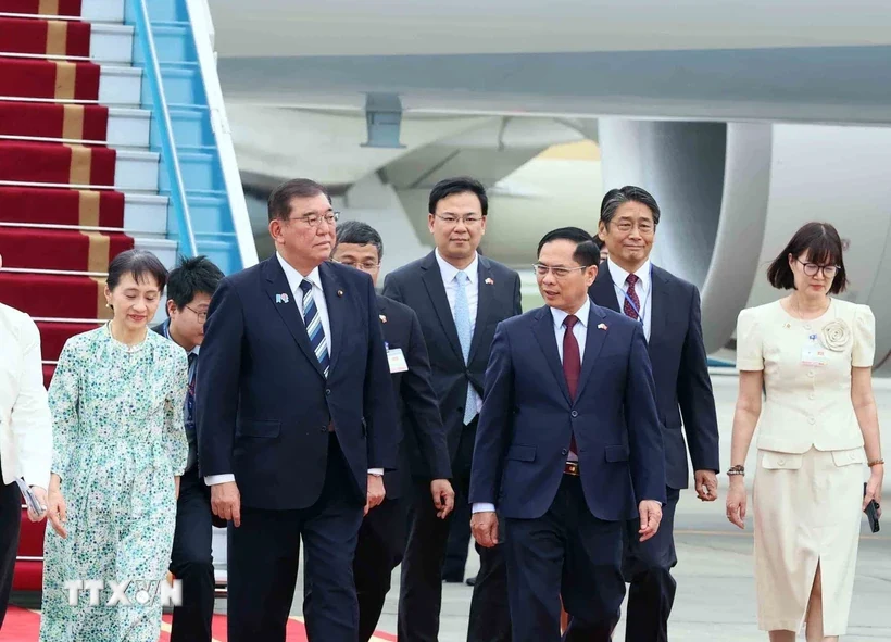 Thủ tướng Nhật Bản Ishiba Shigeru đến Hà Nội, bắt đầu thăm chính thức Việt Nam