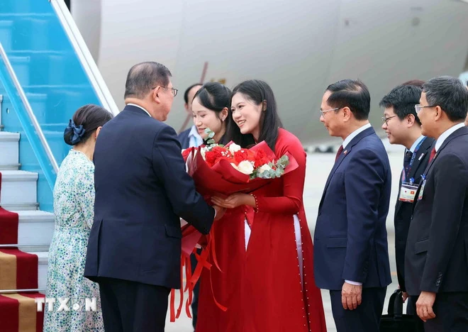 Thủ tướng Nhật Bản Ishiba Shigeru đến Hà Nội, bắt đầu thăm chính thức Việt Nam