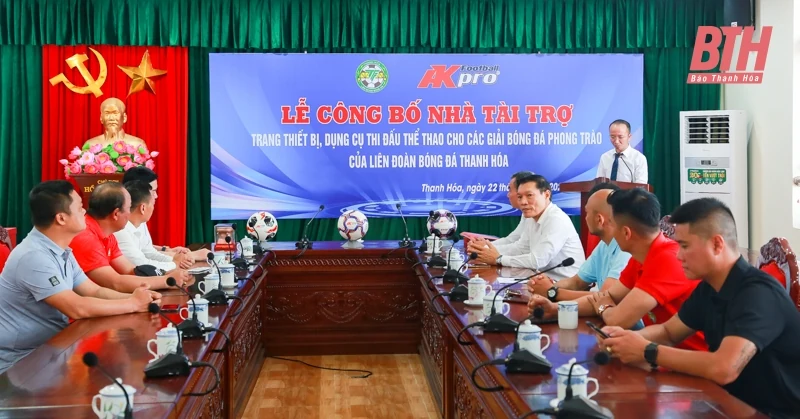 Ra mắt nhà tài trợ cho các giải bóng đá phong trào của Liên đoàn Bóng đá Thanh Hóa