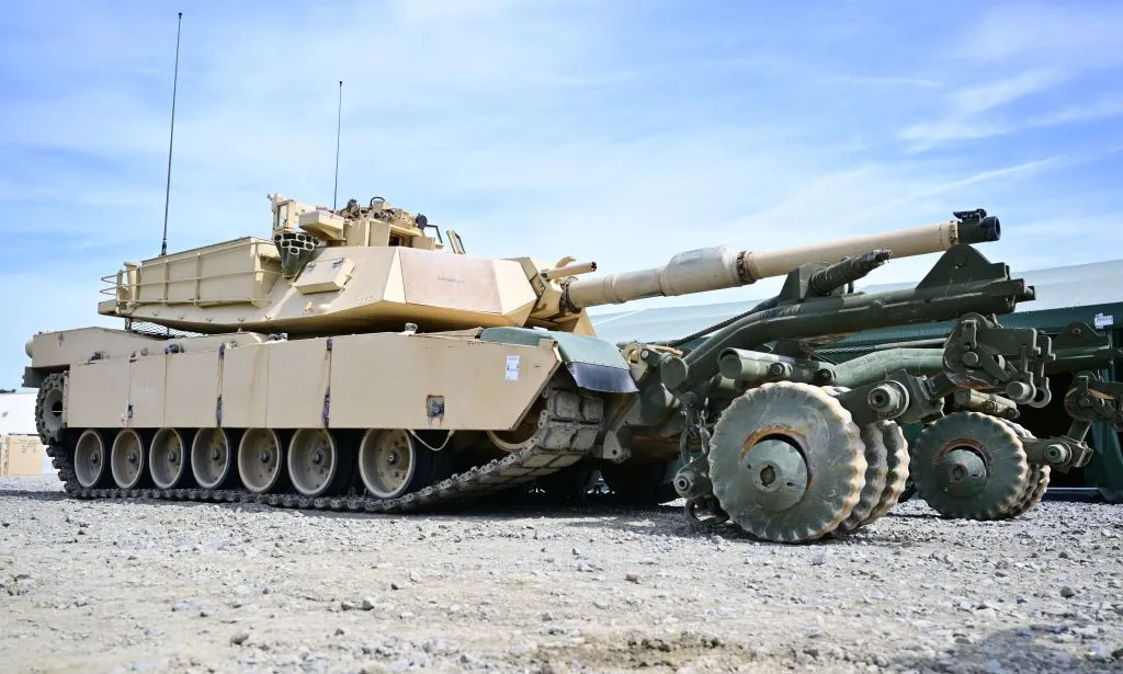 Úc gặp khó trong việc chuyển giao xe tăng Abrams cho Ukraine do sự phản đối của Mỹ