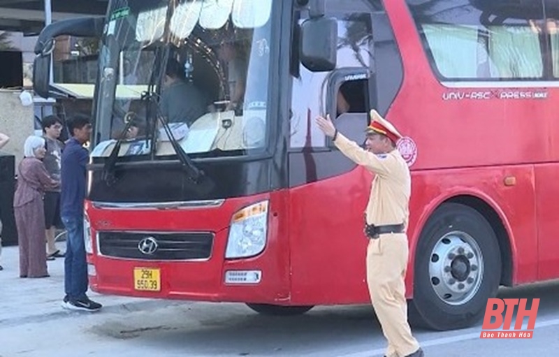 Tích cực tuần tra, phân luồng bảo đảm an toàn giao thông dịp nghỉ lễ