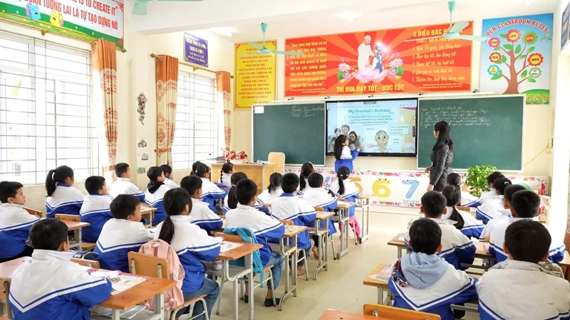 Ban hành quy định mới về dạy thêm, học thêm: Siết chặt quản lý, minh bạch tài chính