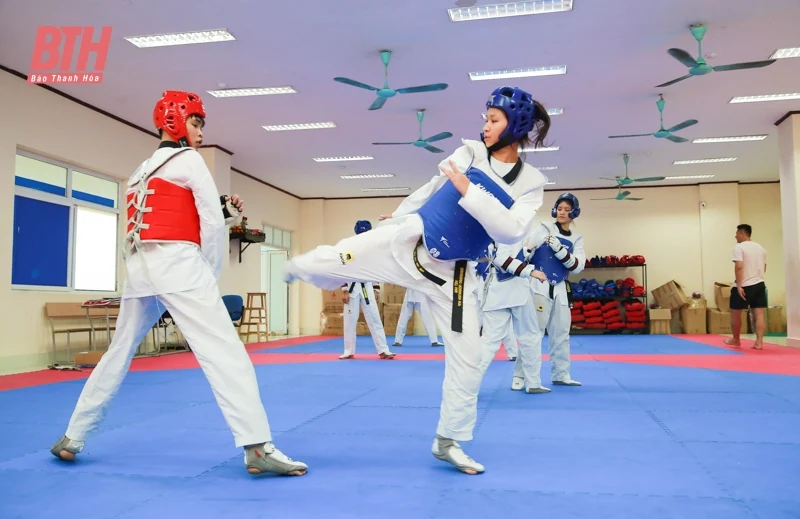 Vận động viên tập nhà cái m88 không nghỉ lễ chuẩn bị cho các giải đấu lớn