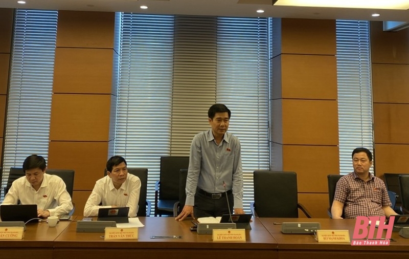 Đoàn ĐBQH tỉnh Thanh Hóa tham gia góp ý về các dự án Luật