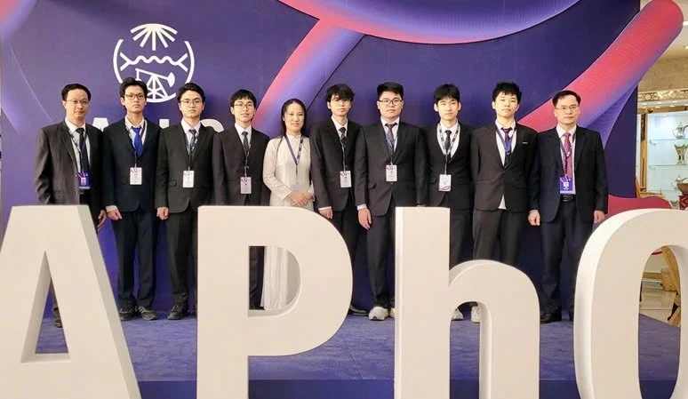 Việt Nam giành 3 huy chương Vàng Olympic Vật lý châu Á năm 2025