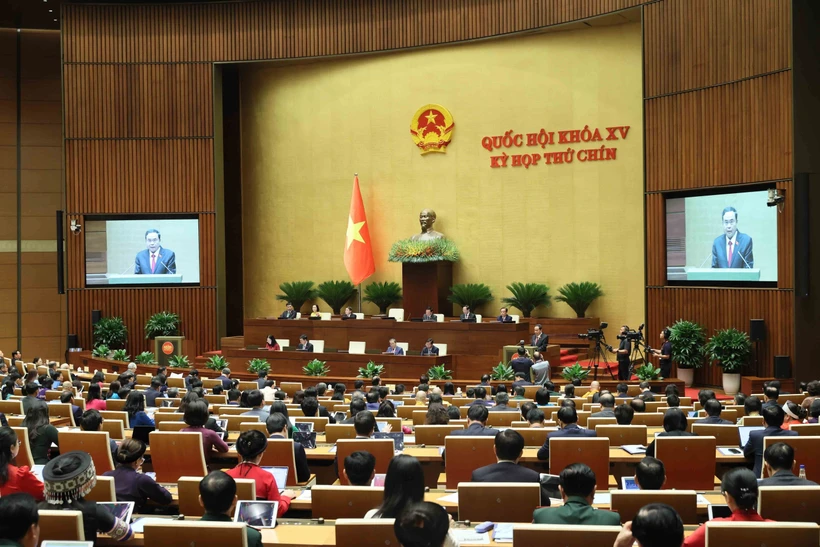 Họp Quốc hội: Giá vàng biến động khó lường, quản lý thị trường vàng còn hạn chế