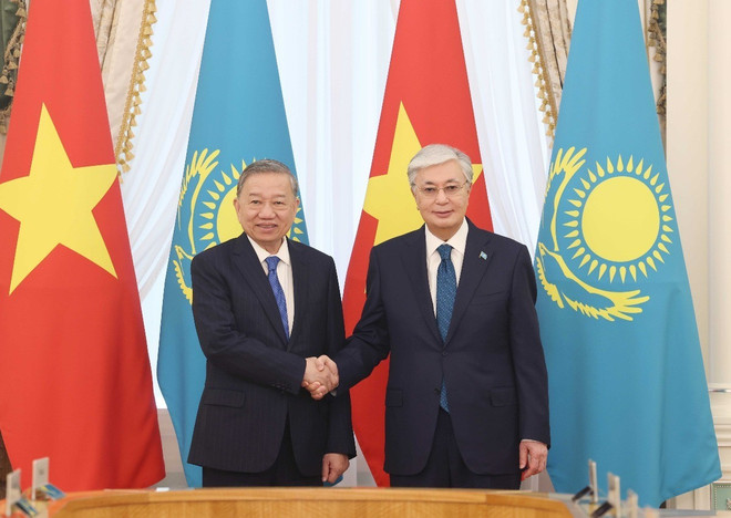 Nâng cấp quan hệ giữa Việt Nam và Kazakhstan lên Đối tác chiến lược