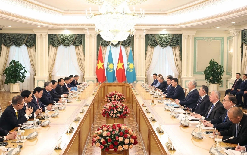 Nâng cấp quan hệ giữa Việt Nam và Kazakhstan lên Đối tác chiến lược