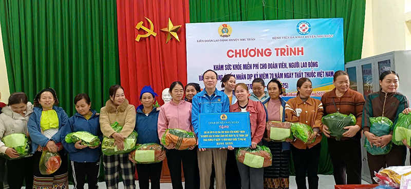 Như Xuân: Nâng cao hiệu quả công tác phối hợp chăm sóc sức khỏe người lao động 