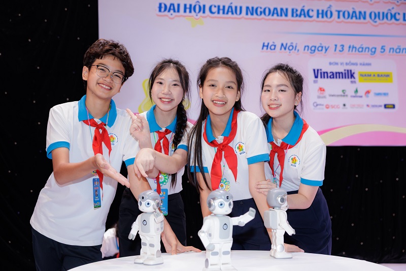 Vinamilk đồng hành cùng thiếu nhi Cháu ngoan Bác Hồ hướng đến kỷ niệm 135 năm ngày sinh nhật Bác