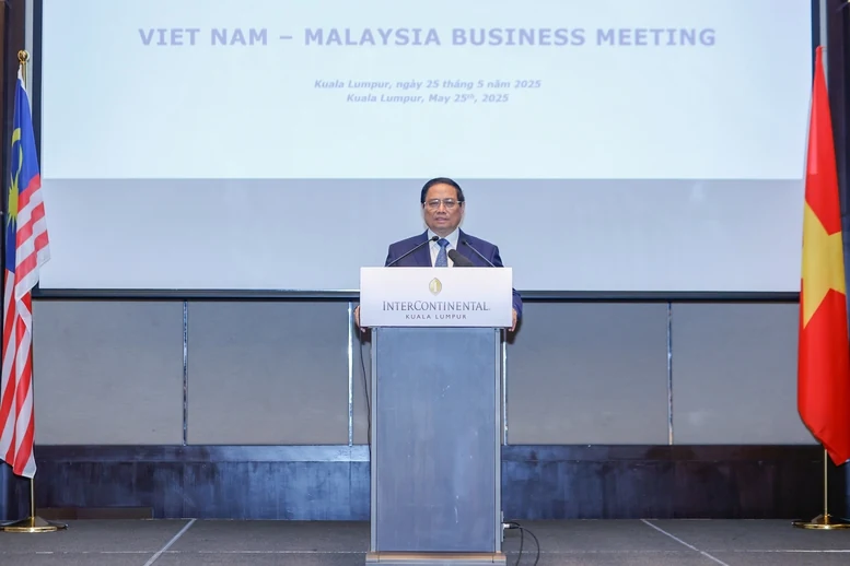 Thủ tướng kêu gọi doanh nghiệp phát huy sứ mệnh kết nối trong ASEAN và giữa Việt Nam - Malaysia