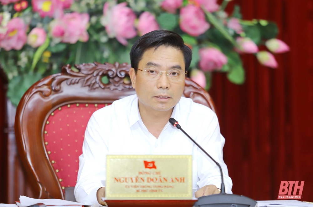 Ban Chấp hành Đảng bộ tỉnh thông qua Đề án tổ chức bộ máy chính quyền địa phương, đơn vị sự nghiệp; phương hướng bố trí đội ngũ cán bộ, công chức, viên chức và người lao động