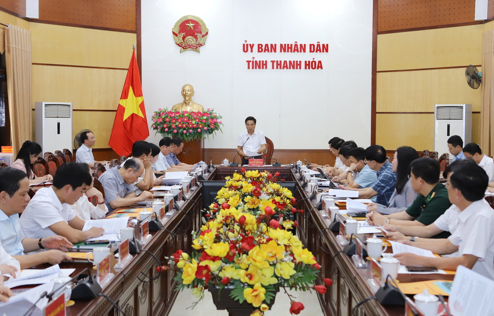 Quyết tâm chính trị cao nhất hoàn thành xóa nhà tạm, nhà dột nát trên địa bàn toàn tỉnh