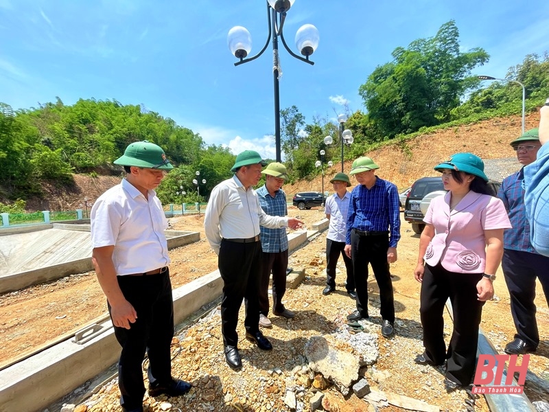 Huyện Quan Sơn cần bố trí cán bộ, công chức đảm bảo đúng người, đúng việc để phát huy được năng lực, sở trường của cán bộ